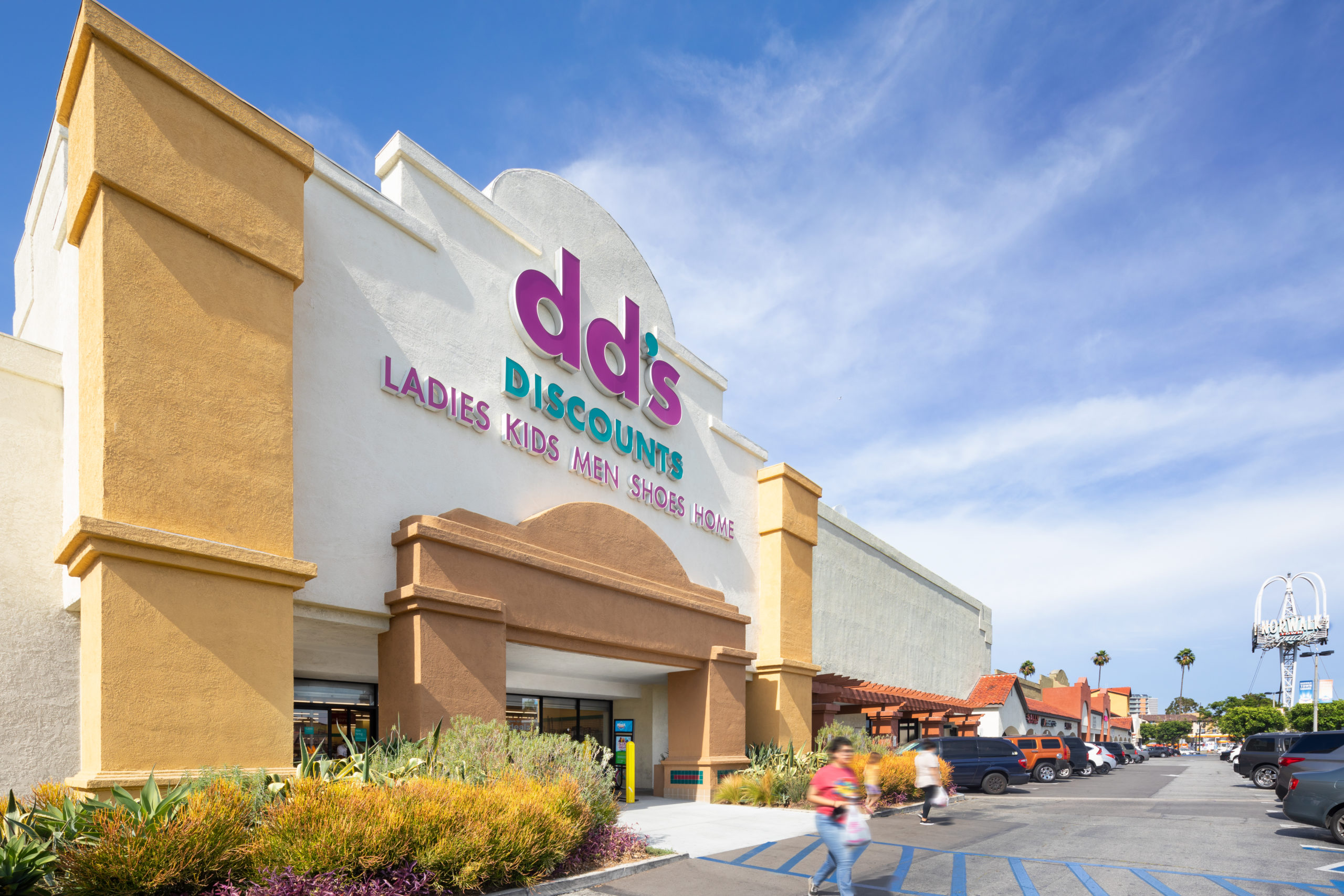 dd's Discount at Norwalk Town Square